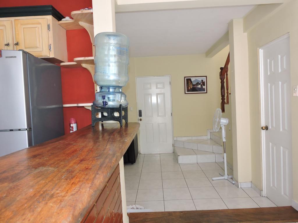 Cumbres De San Francisco Apartment San Salvador Bagian luar foto